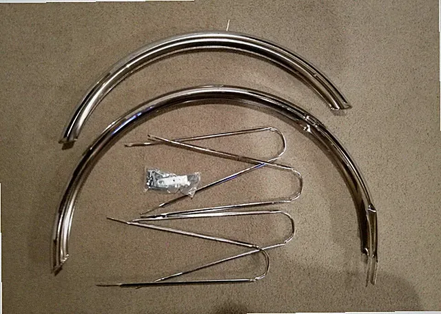 CHROME FENDER SET, 26"MIDDLEWEIGHT BEACH CRUISER BICYCLES SCHWINNS,2&3/4" WIDE